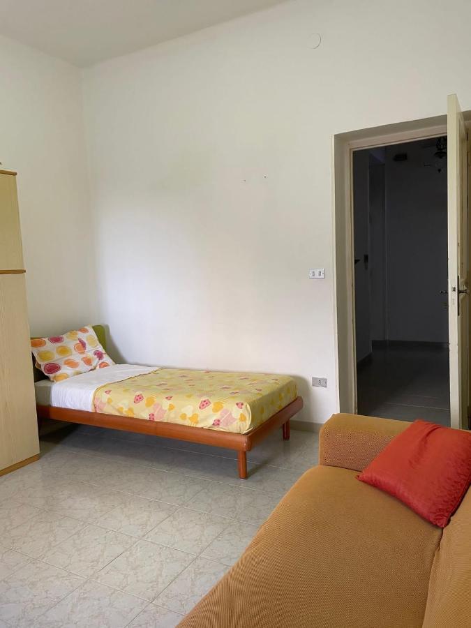 Rm'S Guesthouse Бриндизи Экстерьер фото